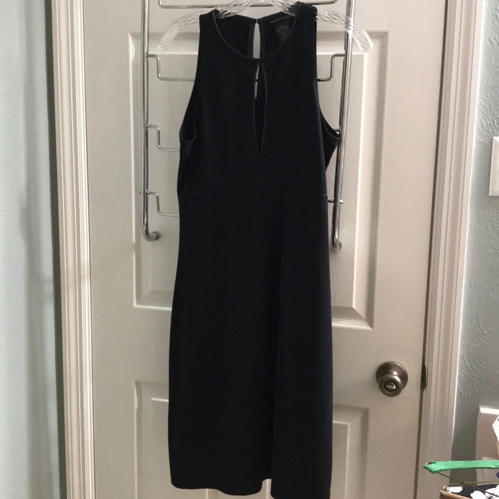 Kenneth Cole Sleeveless Black Dress